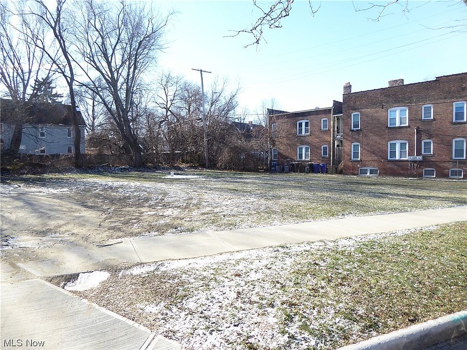 1st image of 8009-13 Lake Ave