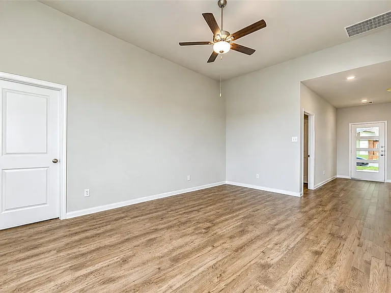 1512 Jean Meadow Dr — Photo 17