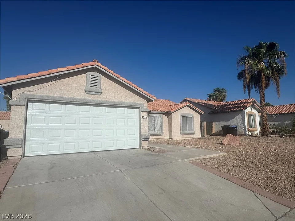 5033 Vista Del Rancho Way