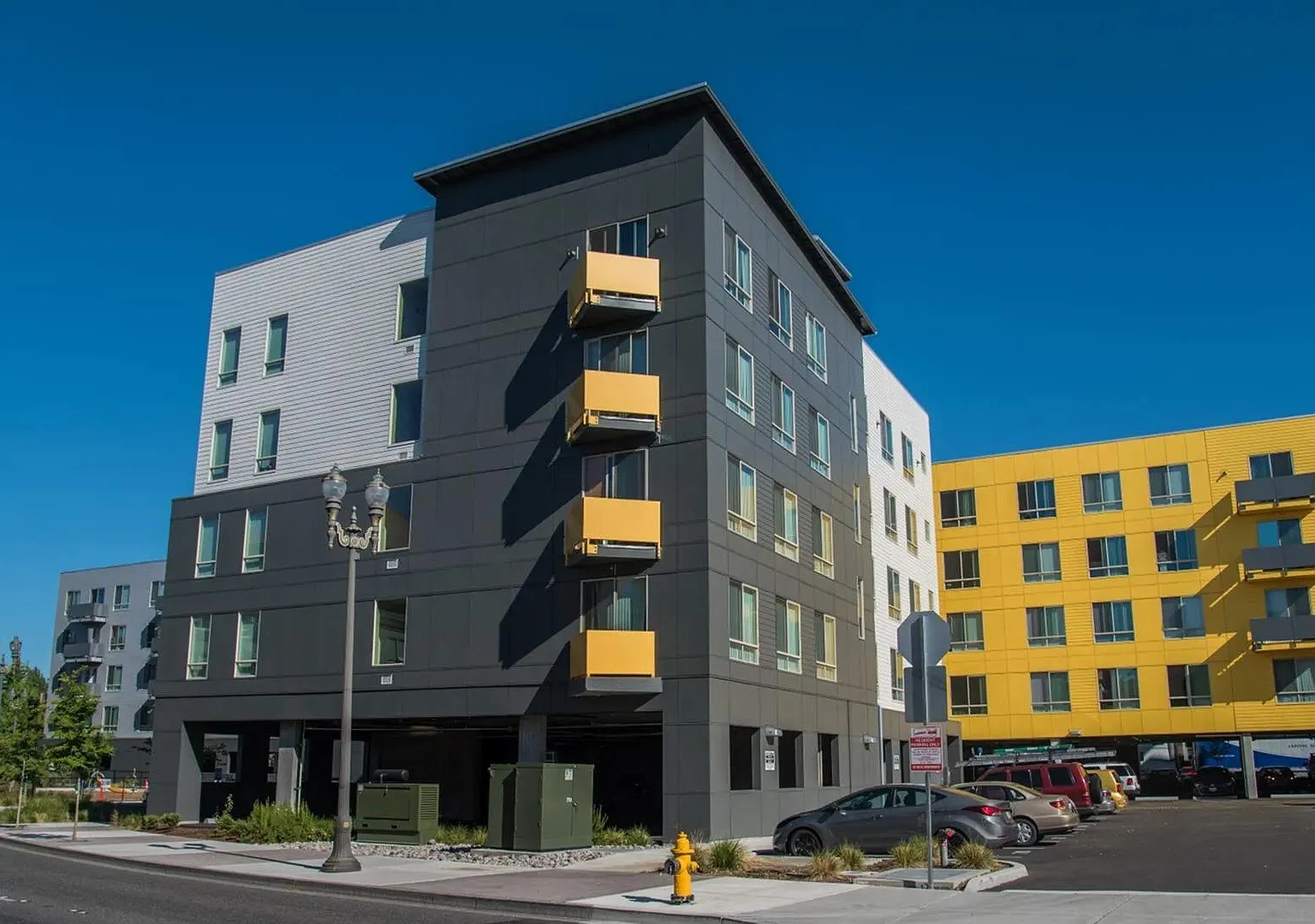 15 West — Photo 1