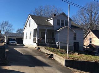 229 Light St, Chester, IL 62233