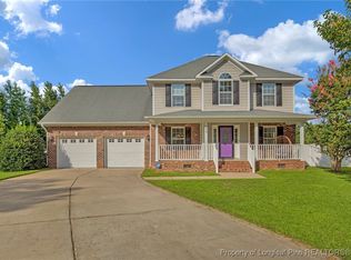 626 Thorncliff Dr, Raeford, NC 28376