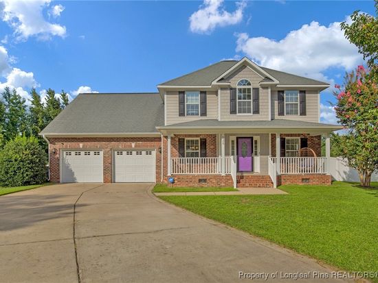 626 Thorncliff Dr, Raeford, NC 28376