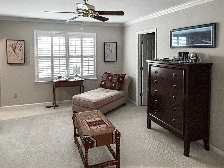236 Chippendale Cir #236 — Photo 18