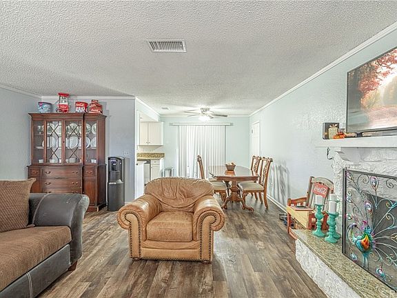 3rd image of 16443 Majela Ave