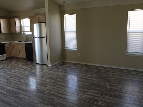 4th image of 3801 Rocio St