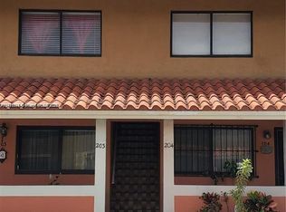 2710 W 60th Pl APT 204, Hialeah, FL 33016