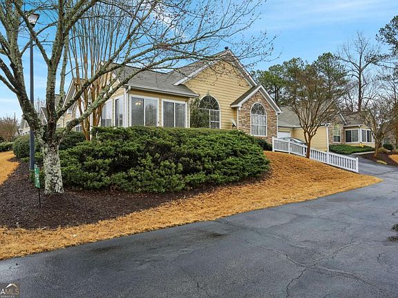 2nd image of 2191 Rockbridge Rd APT 1301