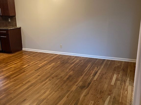 5th image of 4215 Clark Ave Unit 42152