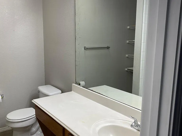 5622 Hunters Bend Ln — Photo 17