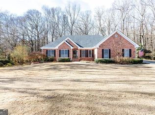 1106 Maple Creek Rdg, Loganville, GA 30052