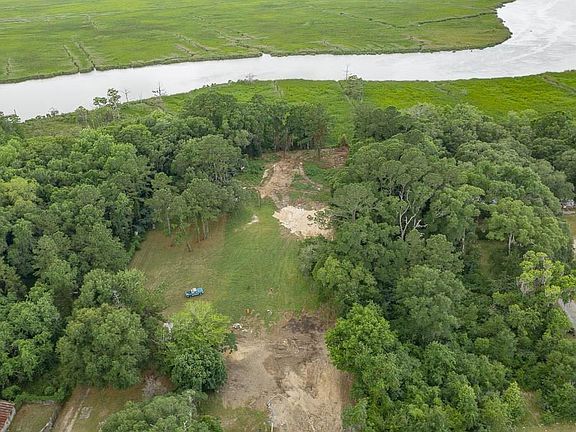5th image of 1309 New River Rd