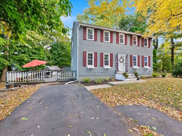56 Carriage Dr, Lowell, MA 01852