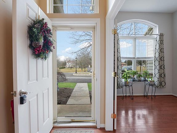 4th image of 1805 Regency Ct #146