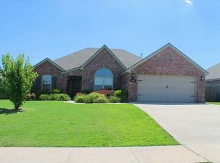 3001 SW Gumleaf Rd, Bentonville, AR 72713