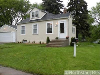 1st image of 1525 41st Ave NE