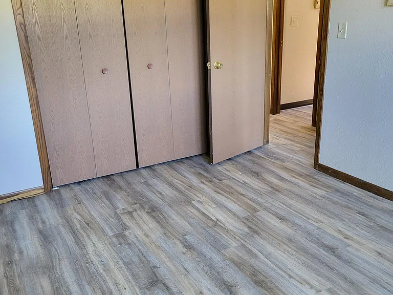 2020 8th Ave NW #4 — Photo 7