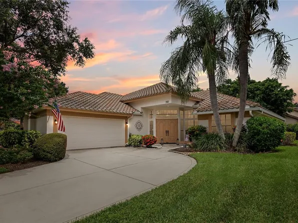 763 Live Oak Ter NE, Saint Petersburg, FL 33703