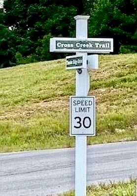 1st image of 425 Cross Creek Trl