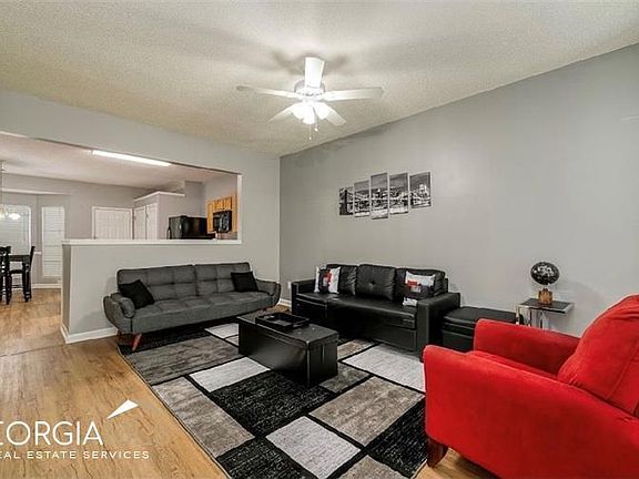 2nd image of 2816 Parkway Cv
