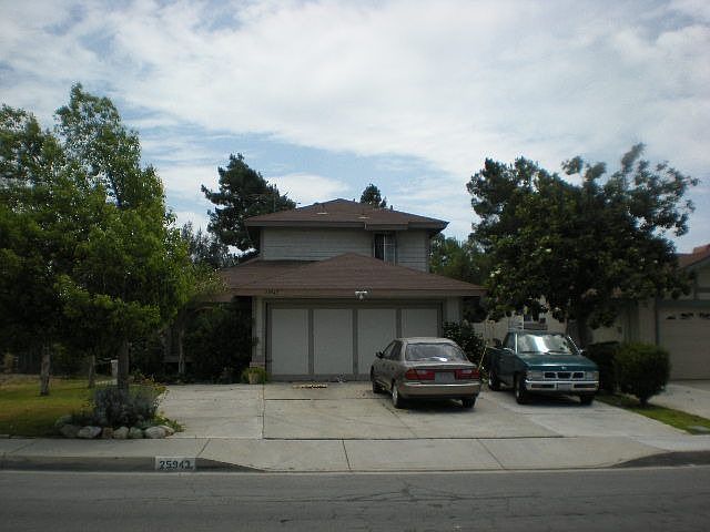 1st image of 25943 Delphinium Ave