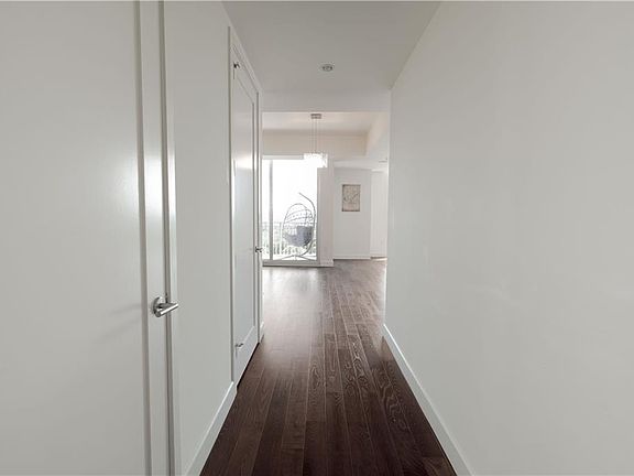 3rd image of 1820 Peachtree St NW Unit 1203