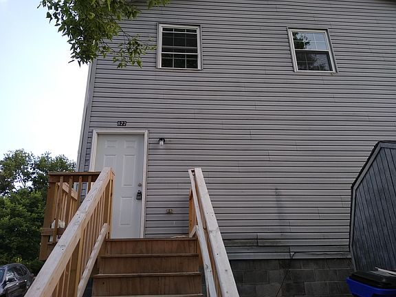2nd image of 822 Virginia Ave