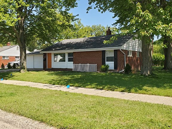 2nd image of 24328 Rosemarie Ave