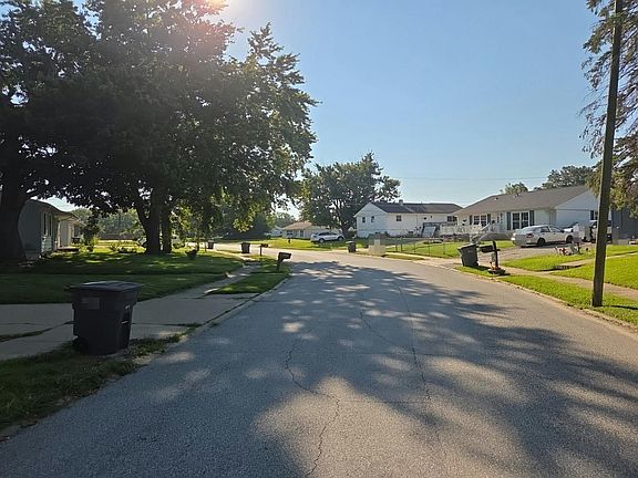 4th image of 313 28th Ave W