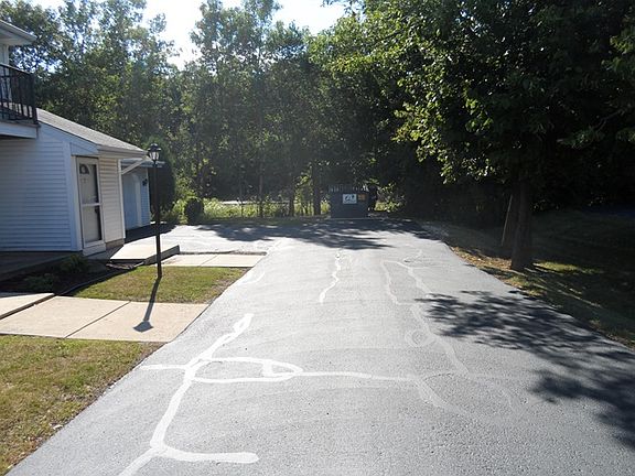3rd image of 8851 S Wood Creek Dr APT 5