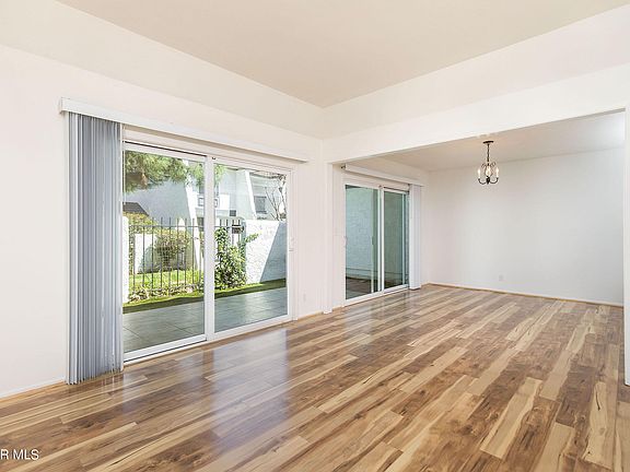 5th image of 3715 Summershore Ln