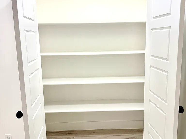 1437 N Sierra Way #1 — Photo 8