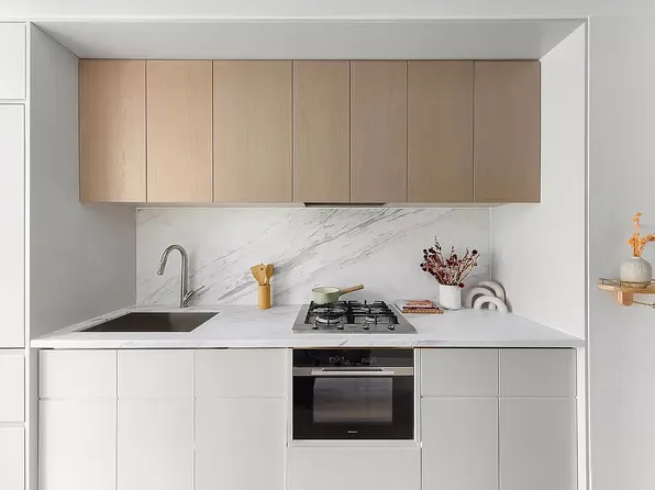 208 Delancey Street image 5 of 18