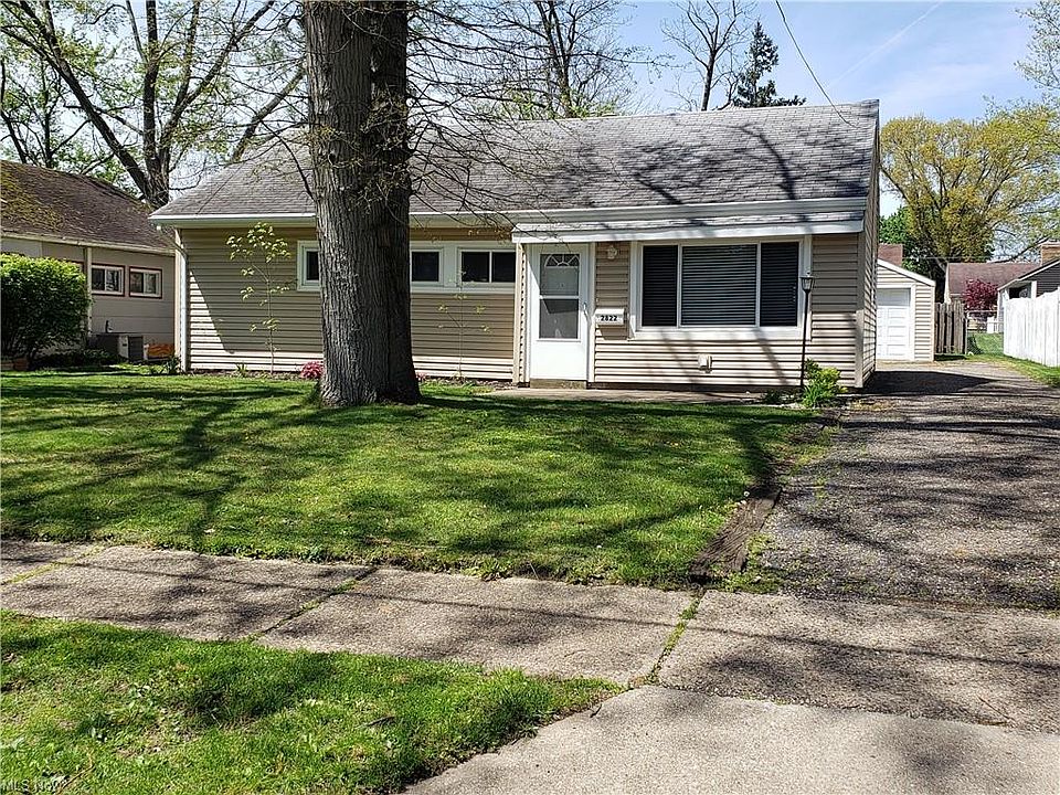 1st image of 2822 8th St