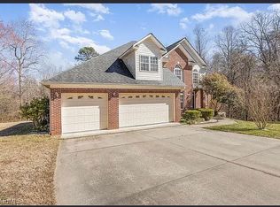 187 Pinnix Dr, Lexington, NC 27295