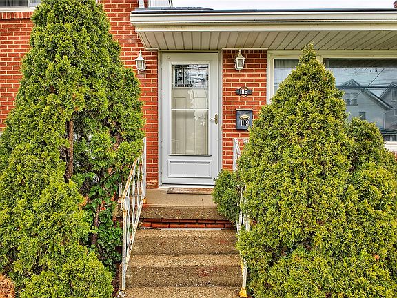 3rd image of 1119 Church St