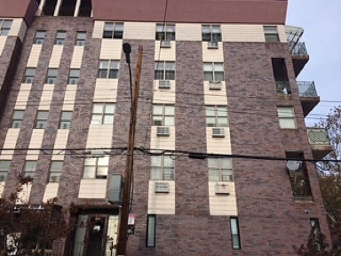 1st image of 5024 10th Ave #3A