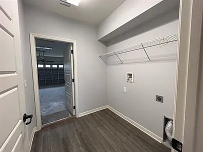 1631 Town Park Ct — Photo 24