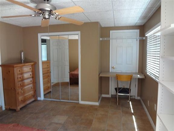 2nd image of 4907 Shetland Ave
