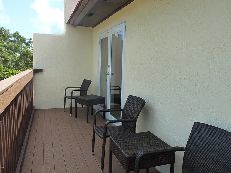 8718 Bay Ct — Photo 12