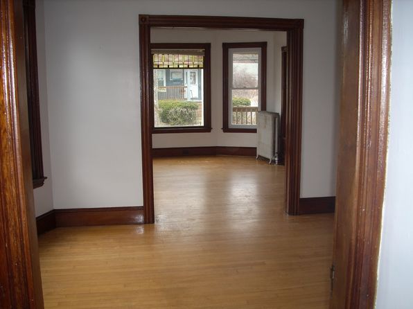 13 E Kidder St #1