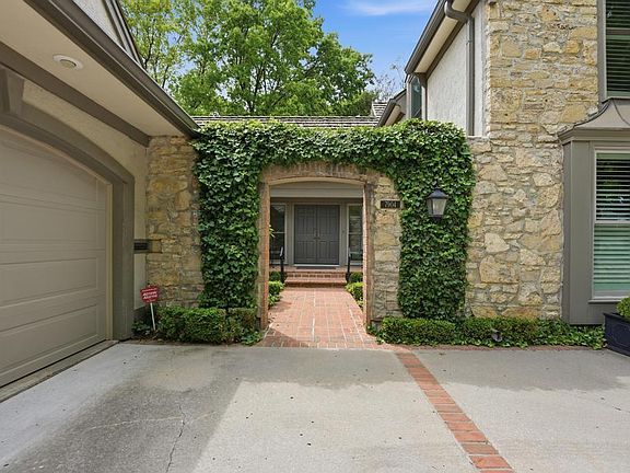 3rd image of 7904 Bristol Ct