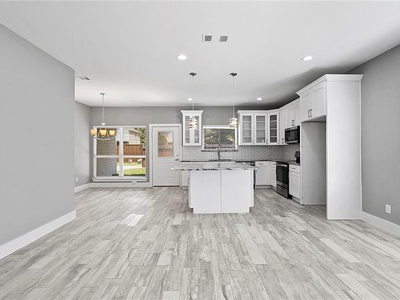 5th image of 8509 Kensington Dr
