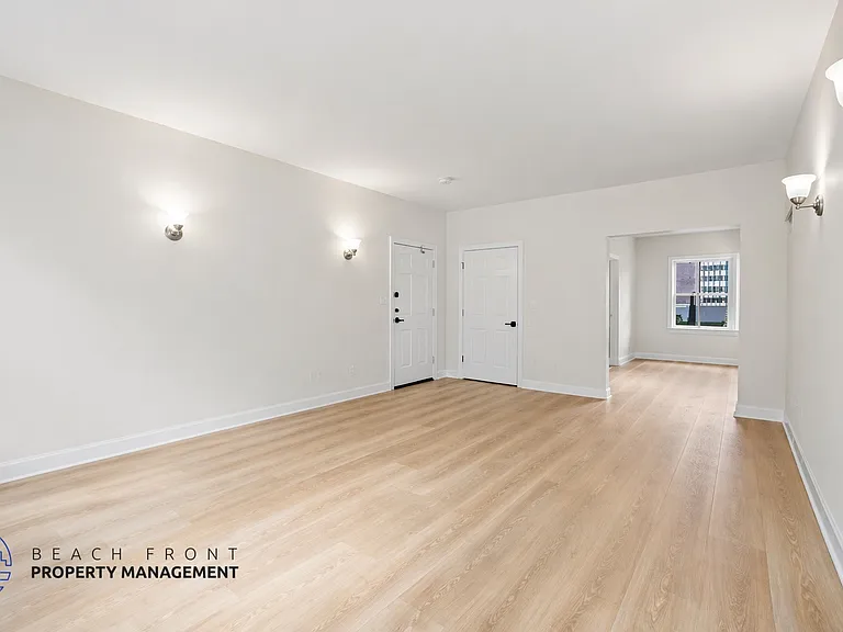 702-708 S Mariposa Ave. — Photo 12