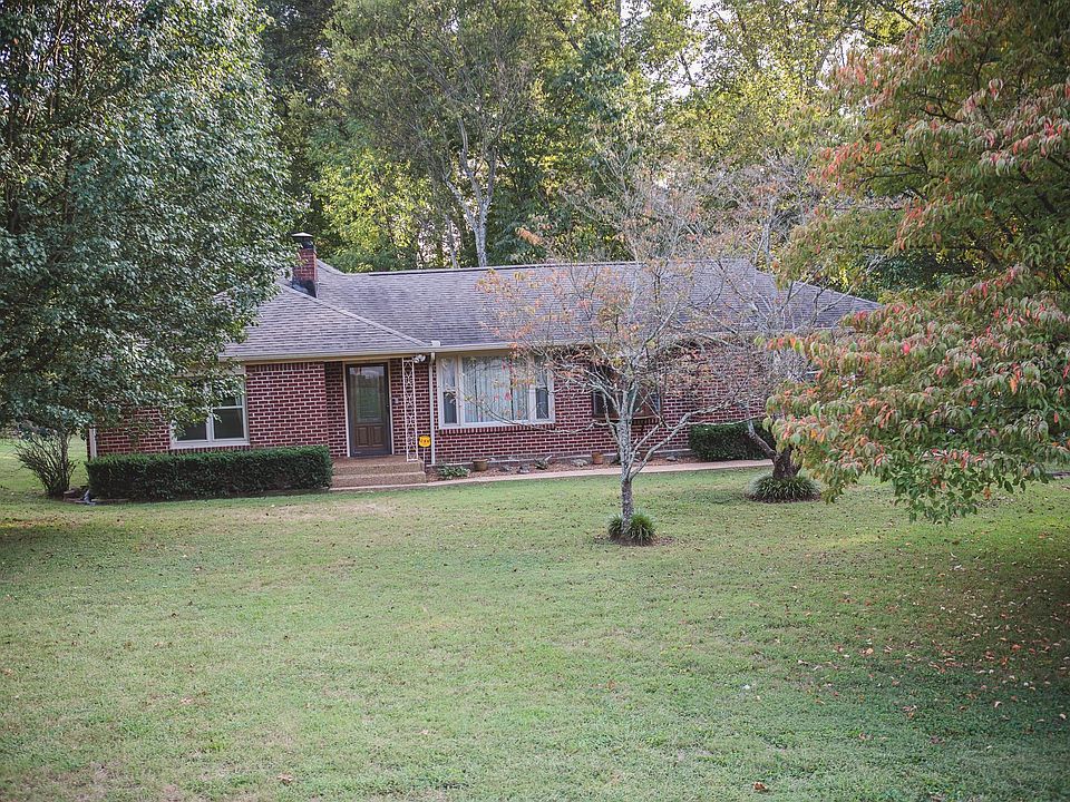 1st image of 401 Norman Dr