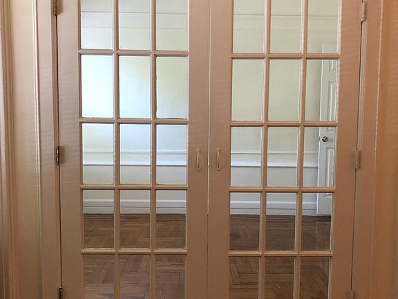 2nd image of 50 Lenox Ave APT 101