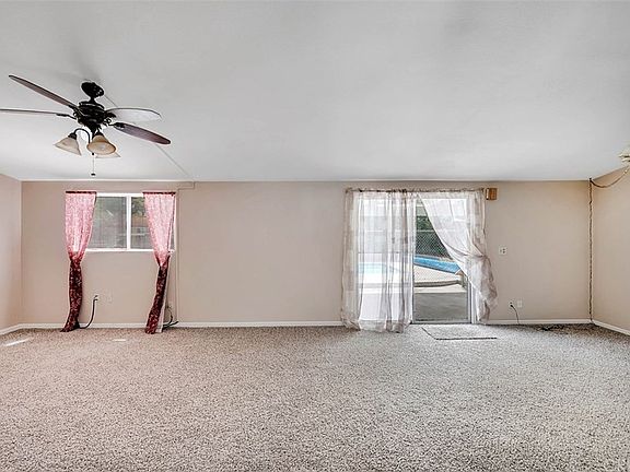 4th image of 27342 Dewdrop Ave