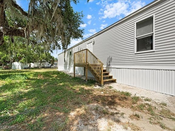3rd image of 1038 Canopy Ln SW #1038