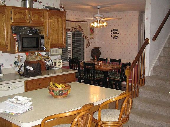 5th image of 4024 Vinland Cir