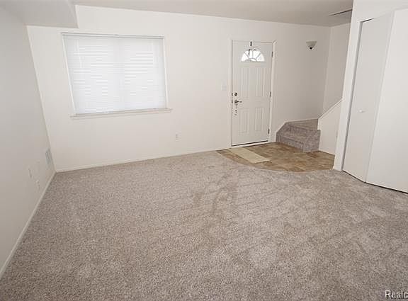 4th image of 41297 S Woodbury Green Dr #129